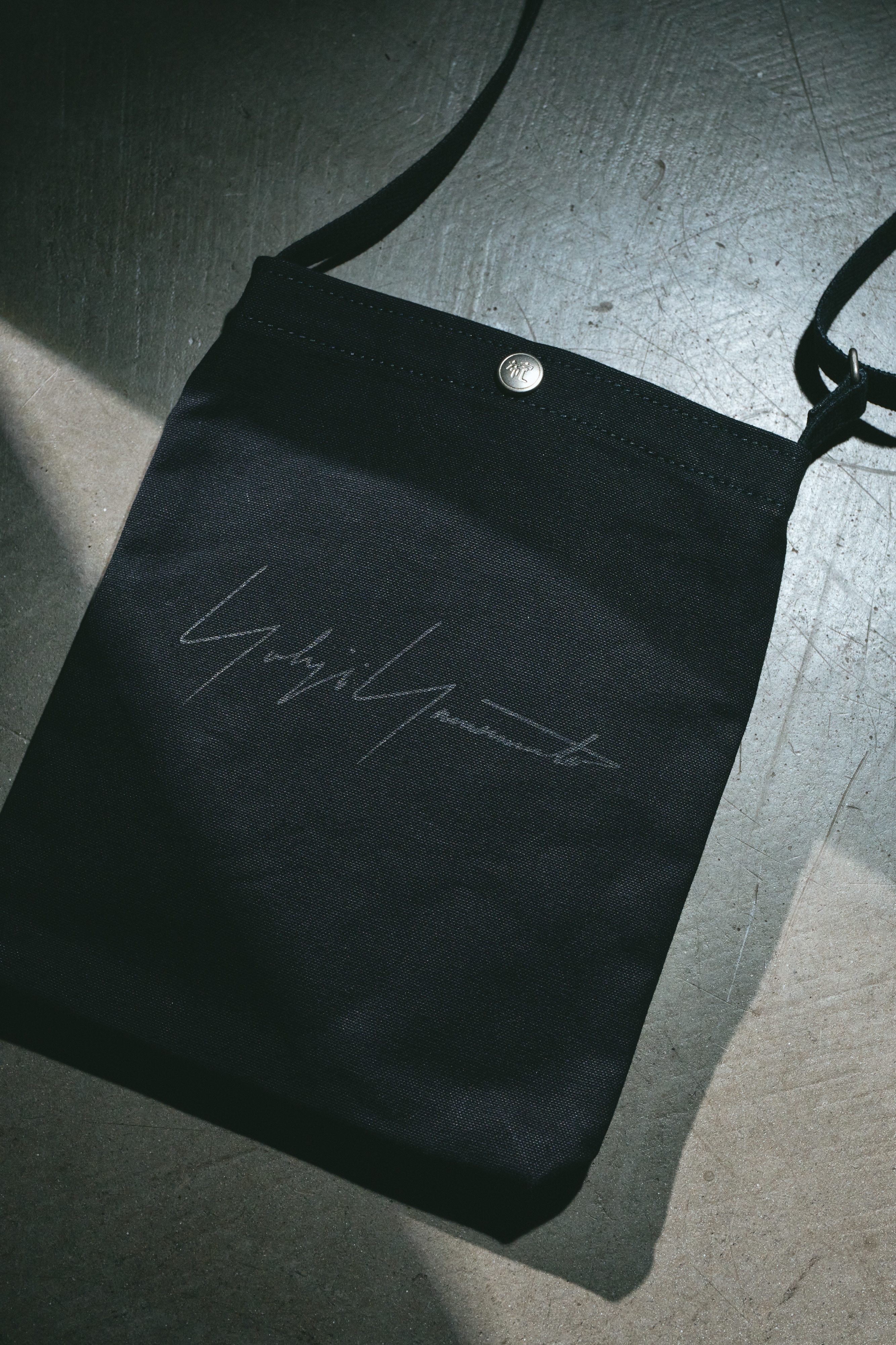 一澤信三郎帆布コラボポシェット