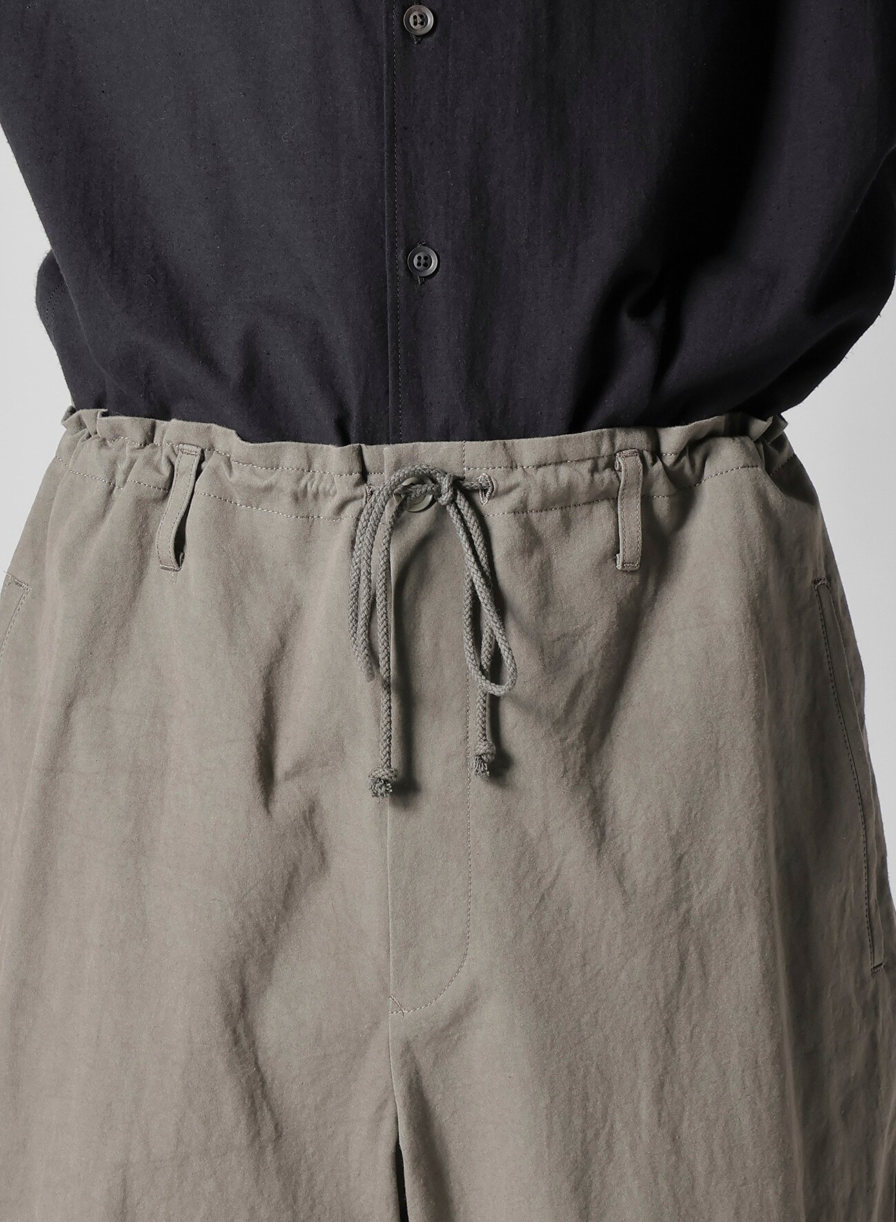 COTTON POPLIN PANTS WITH RIGHT AND LEFT LEG POCKETS_2