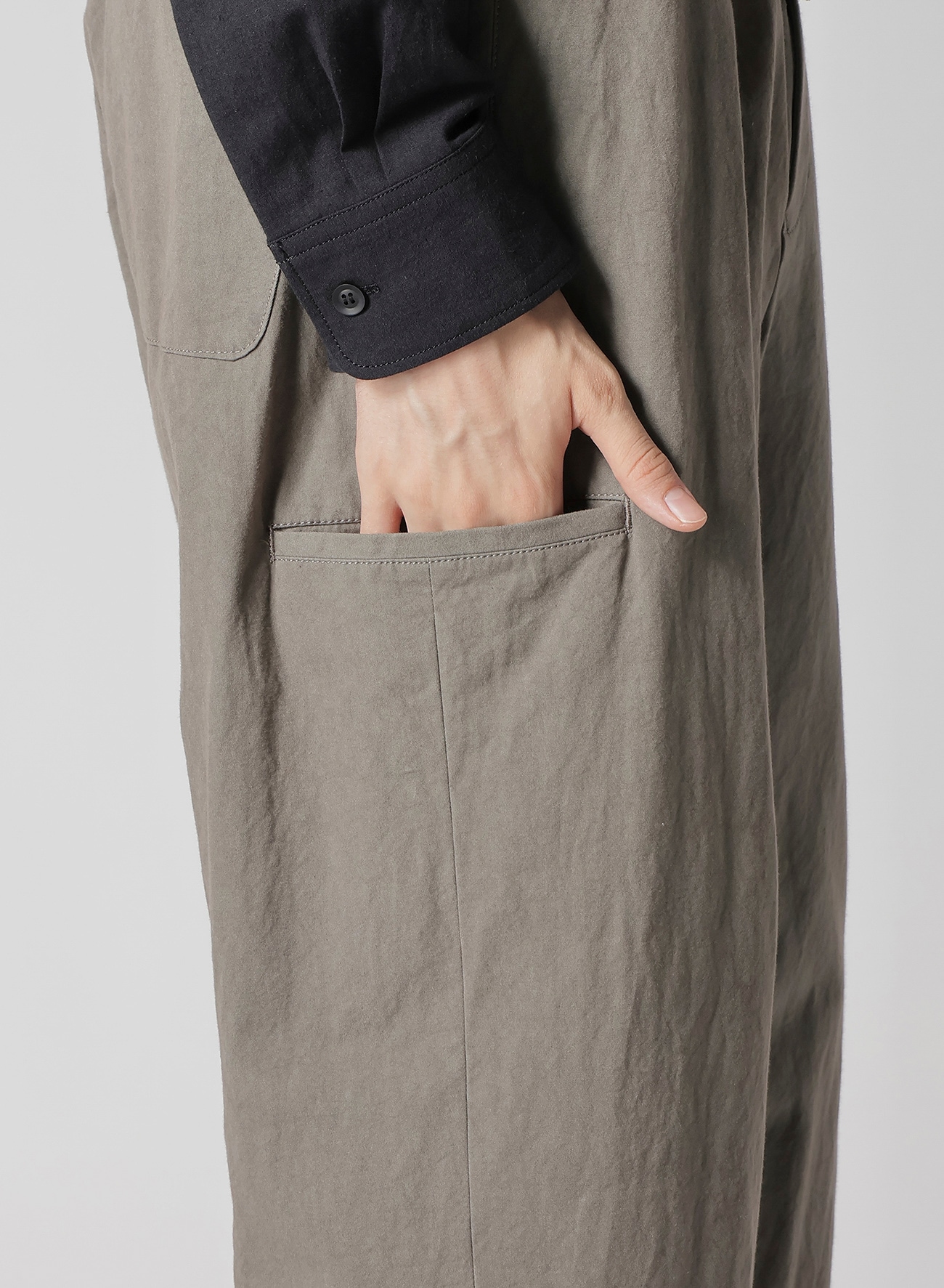 COTTON POPLIN PANTS WITH RIGHT AND LEFT LEG POCKETS_5