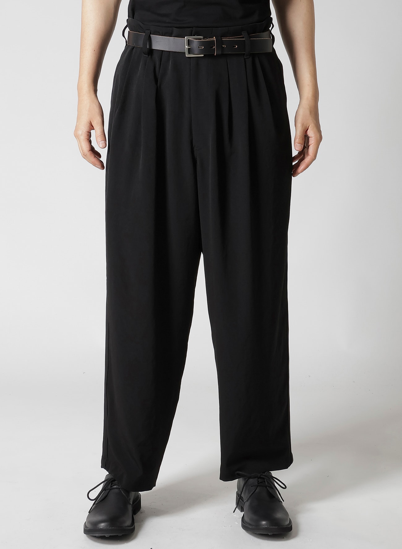 y's for men ヨウジヤマモト スラックス 黒 Y's - Y's for men サイドライン テーパード型 ワイドスラックス