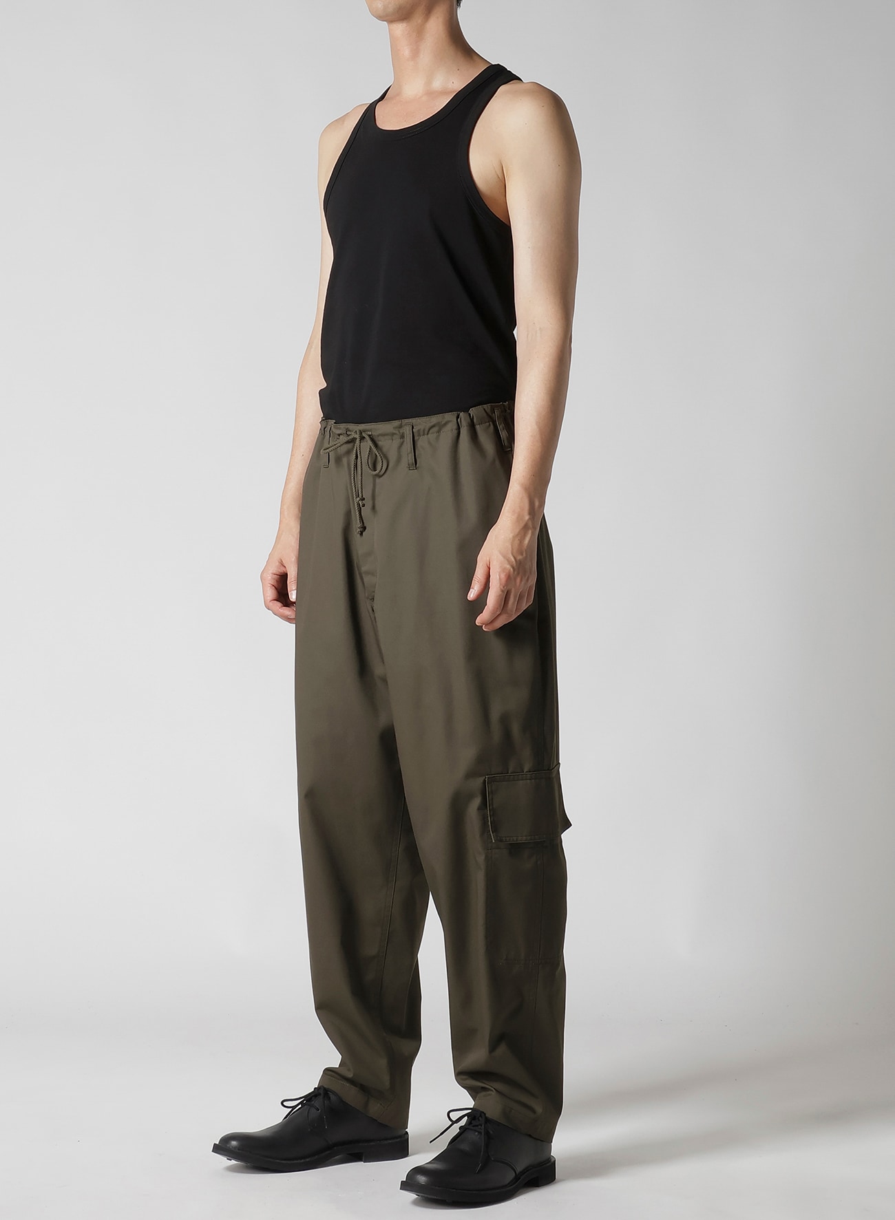 T/C TWILL PANTS WITH  SIDE SEAM TUCK_10