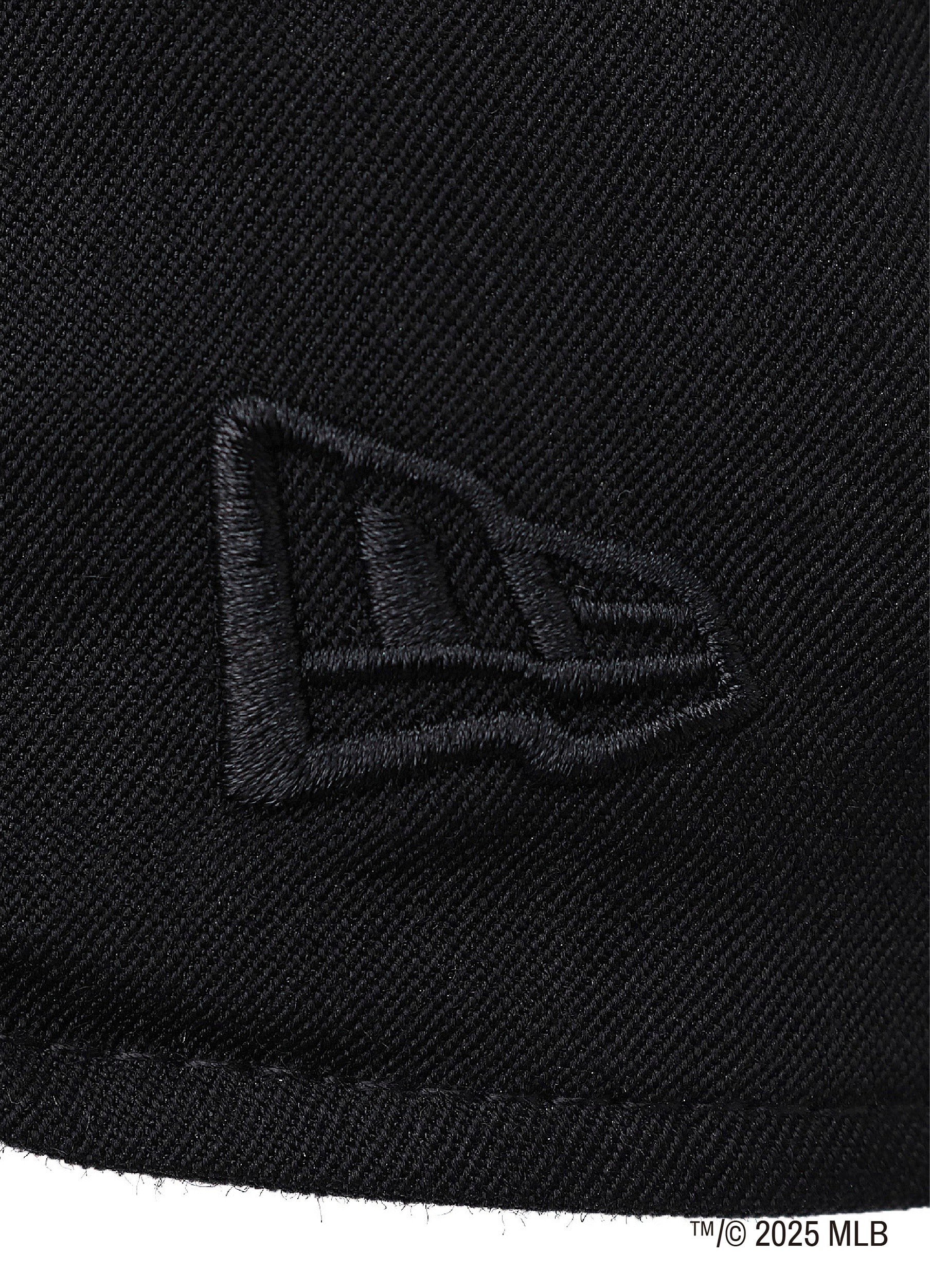 WILDSIDE×NEW ERA 9THIRTY Chicago White Sox BLACK GABARDINE CAP_7