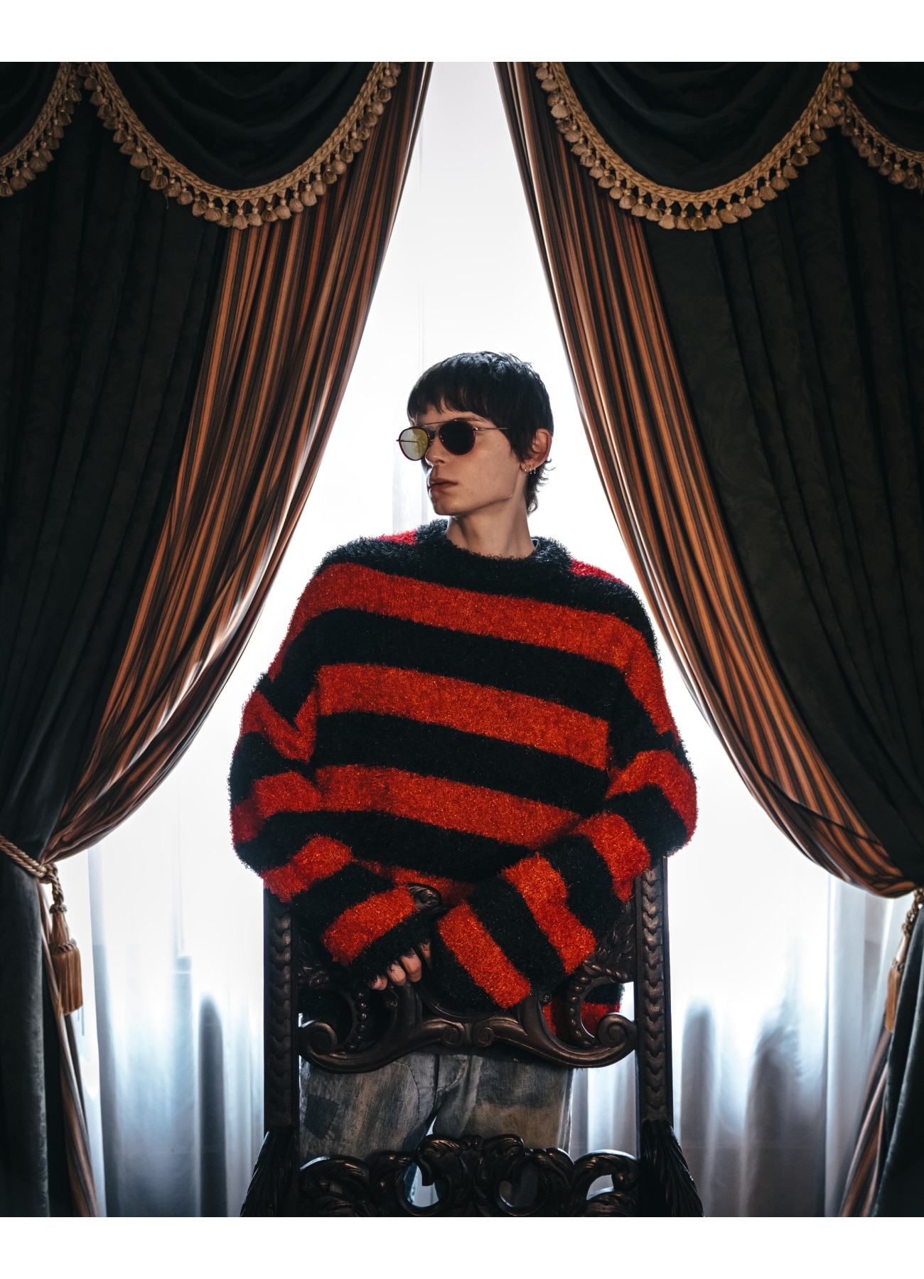 GLITTER BORDER CREW NECK KNIT_2