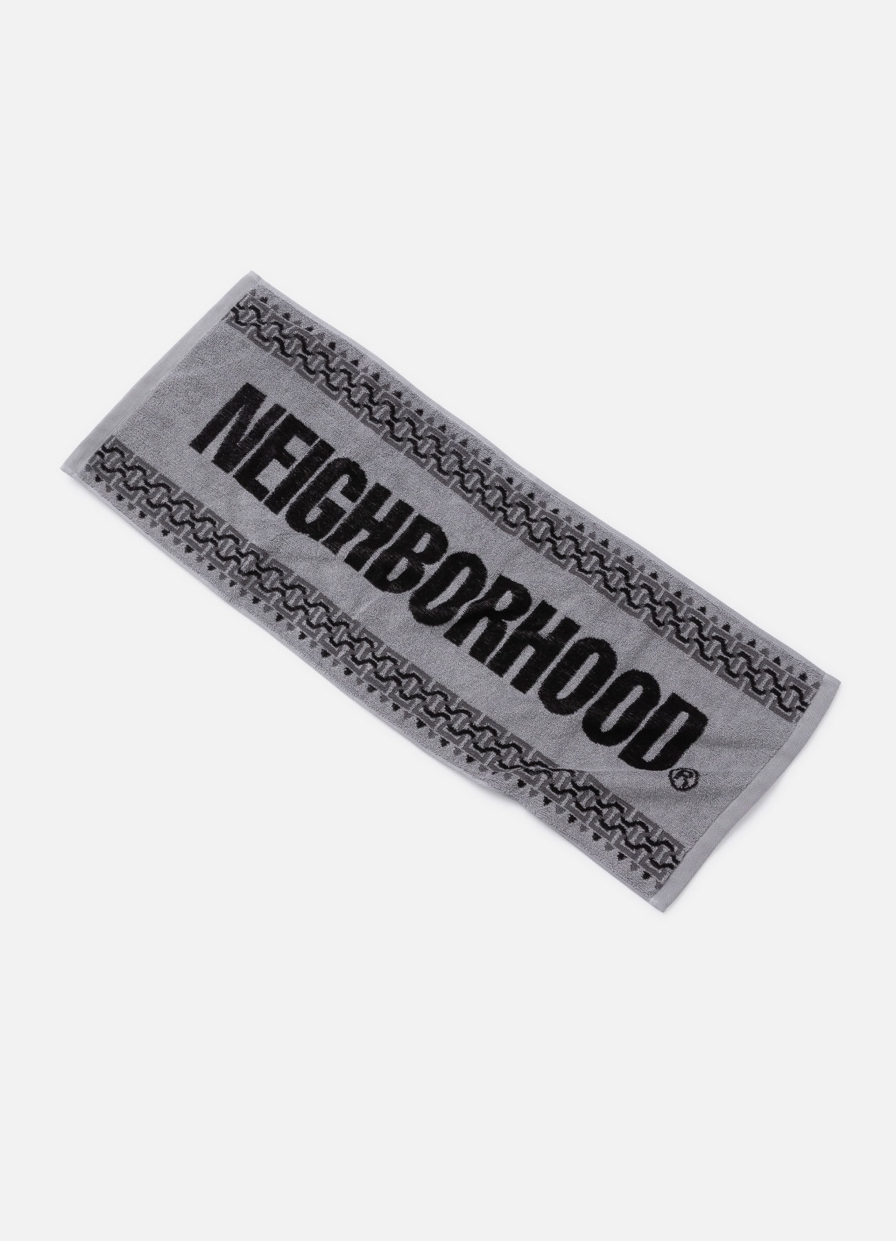 GEOMETRIC PATTERN TOWEL