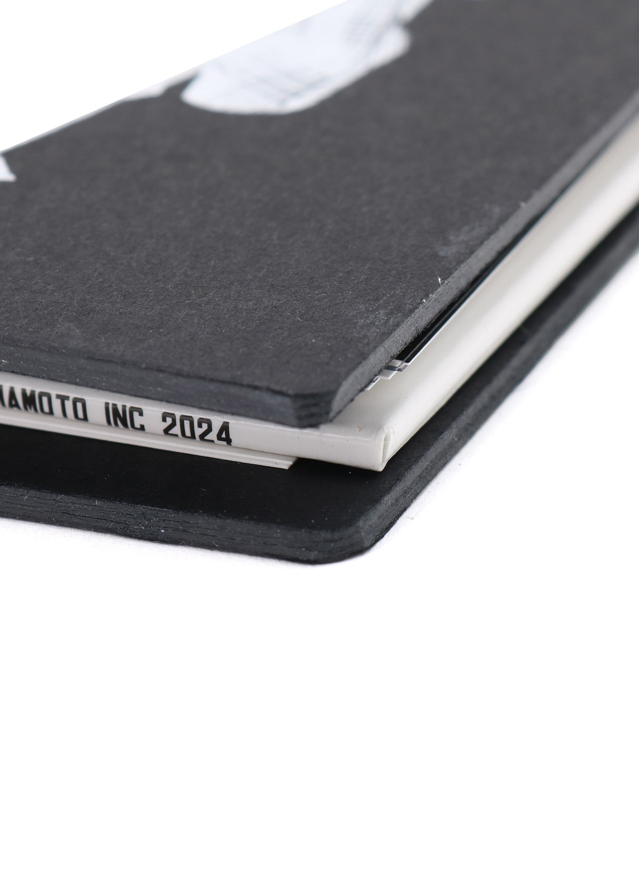 Yohji Yamamoto "Perspective Libre" Collector Edition_5