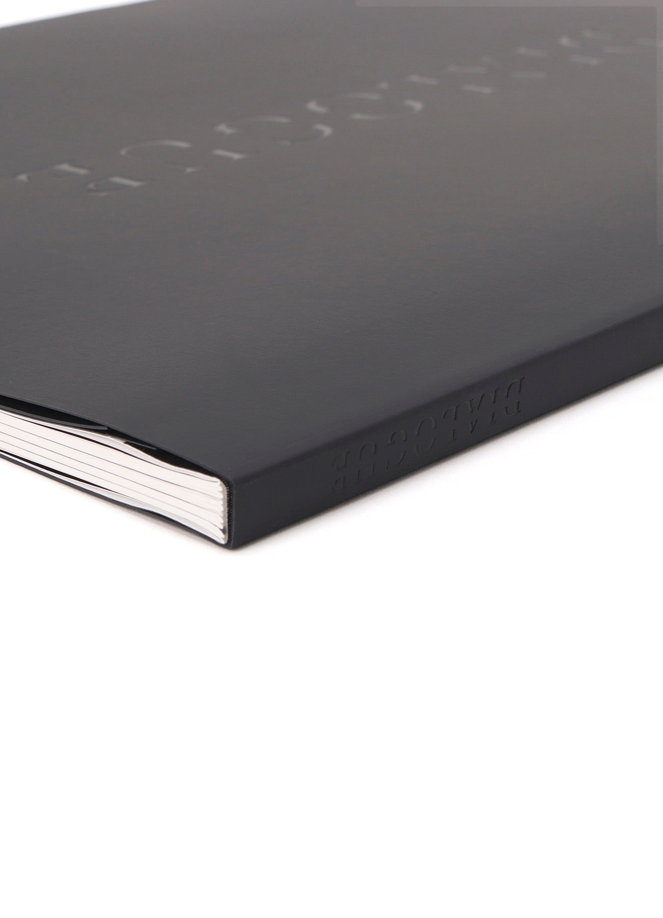 DIALOGUE Yohji Yamamoto and Sarah Moon_11