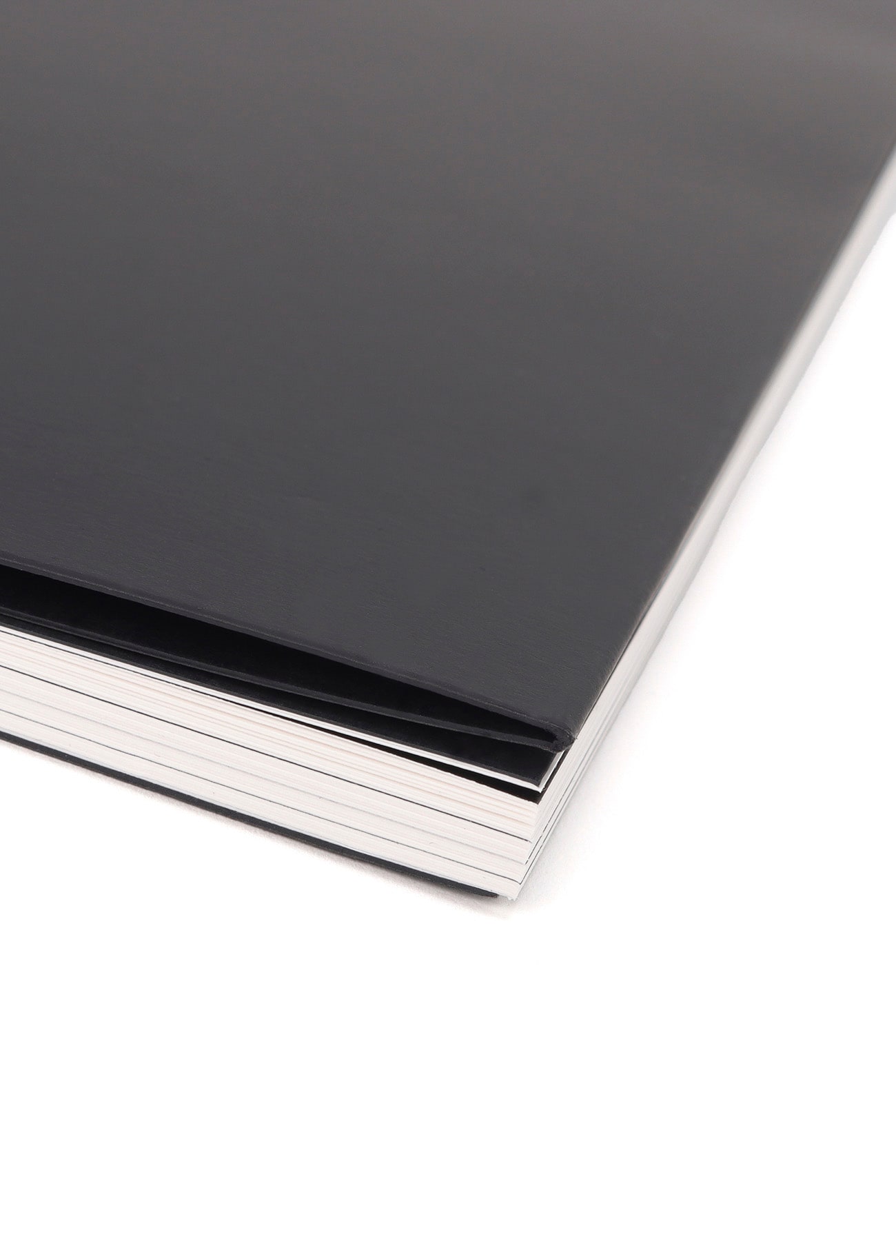 DIALOGUE Yohji Yamamoto and Sarah Moon_13