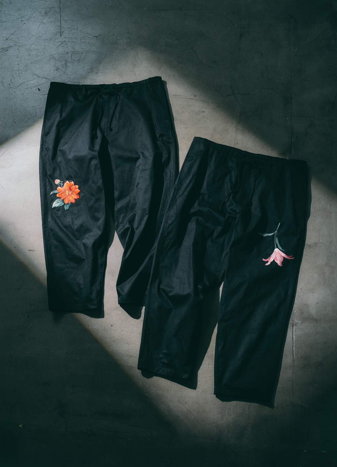 【5/1 12:00 release】Red Dahlia Embroidery Pants_2