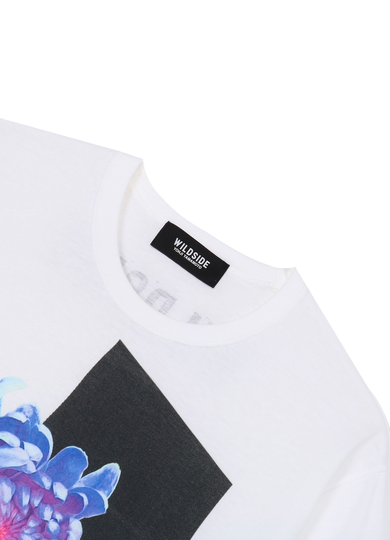 BLUE CHRYSANTHEMUM White T-Shirt_3