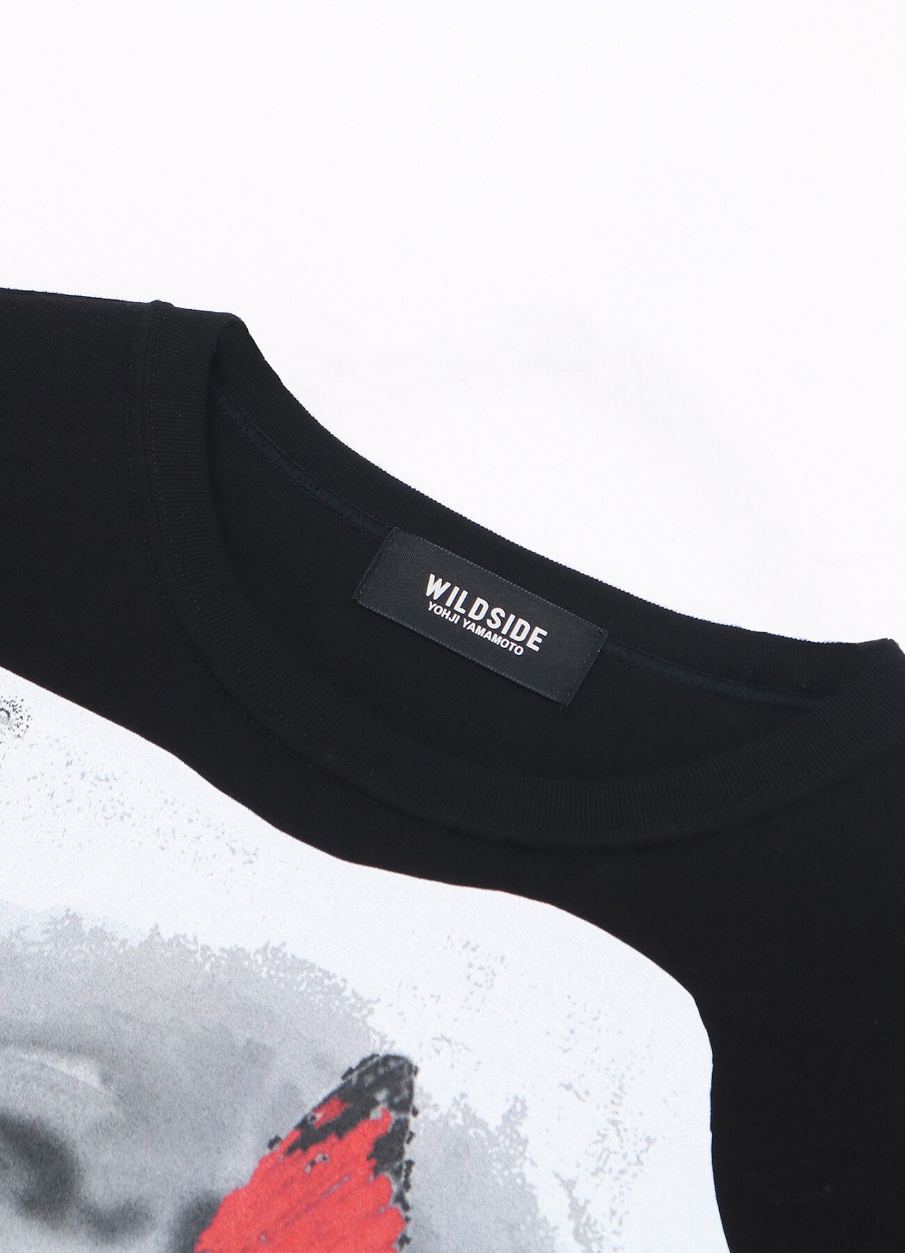 Portrait Black T-shirt (Papillon)_3